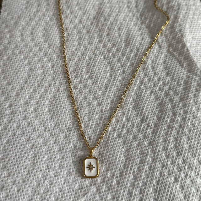 Pearl North | LUNAelo Original