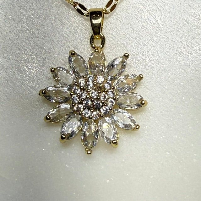 Sunflower Bloom | LUNAelo Flower Collection