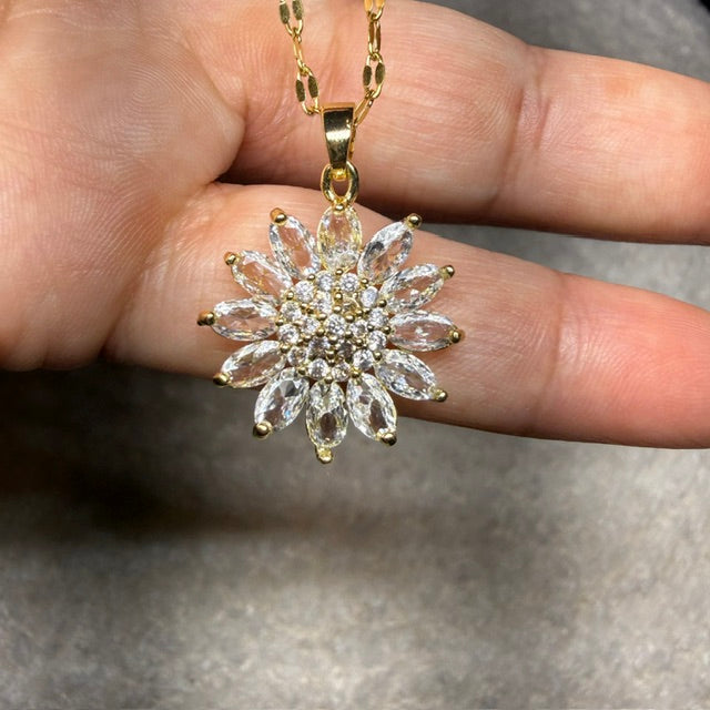 Sunflower Bloom | LUNAelo Flower Collection
